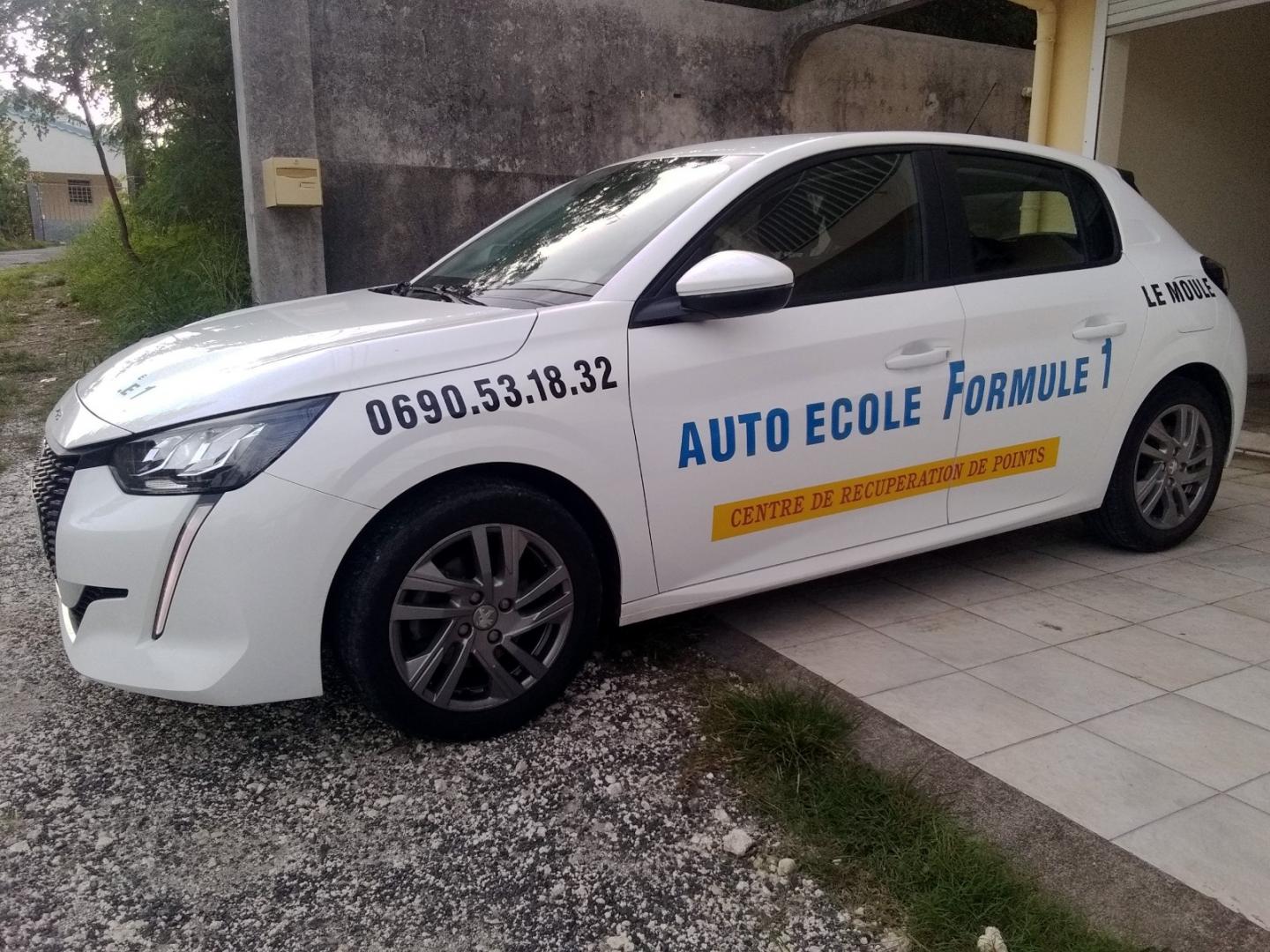 Auto école, Le Moule