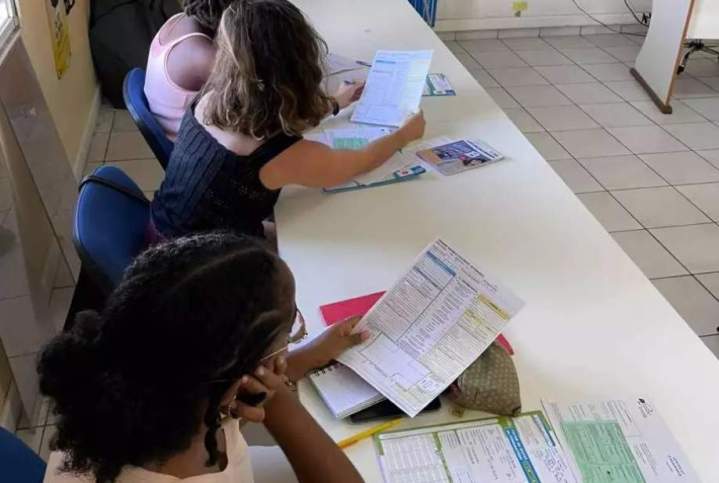 Quelles sont les différences entre le permis auto à points et le permis probatoire en Guadeloupe ? <br/>Comment distinguer un permis auto à points d'un permis probatoire en Guadeloupe ?<br>Qu’est-ce qui différencie un permis auto à points d’un permis probatoire en Guadeloupe ?